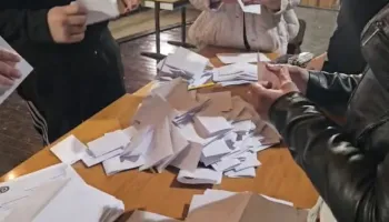 Përfundon numërimi i votave/ Ja kush është kryetari i ri i degës së PD-së në Pogradec