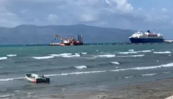 Përkeqësimi i motit/ Anulohet lundrimi i tragetit Vlorë-Brindisi dhe mjeteve të peshkimit