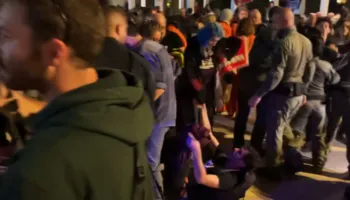 Përleshje në protestat kundër luftës me Iranin, policia izraelite arreston të paktën 18 persona