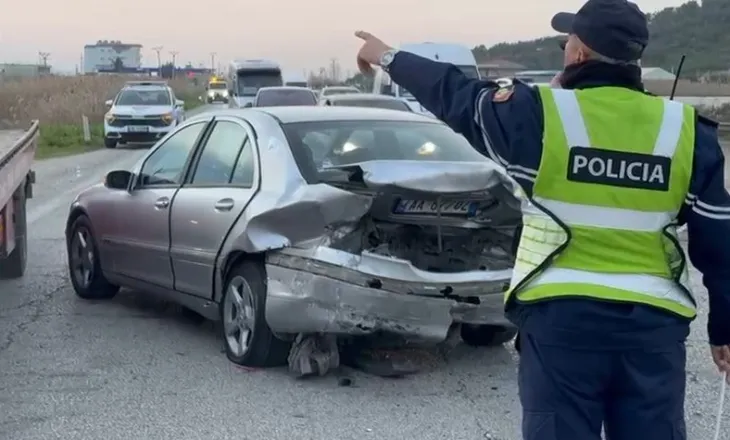 Përplasen dy makina në Lushnjë, një i plagosur! Shkak dyshohet parakalimi i gabuar