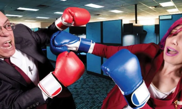 Përplasja mes brezave në tregun e punës, si Gen Z ‘refuzon’ modelin tradicional