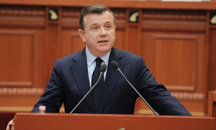 Përplasja në Kuvend/ Balla i kërkon ndjesë Albana Vokshit: Bëhet fjalët për një numër telefonik në BE