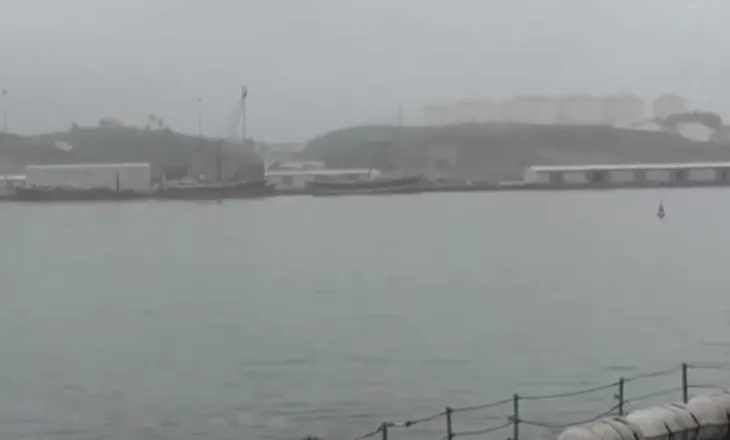 Përshkallëzohen tensionet mes Izraelit, SHBA-së dhe Iranit, dronët godasin rezervuarët e karburantit në portin e Omanit