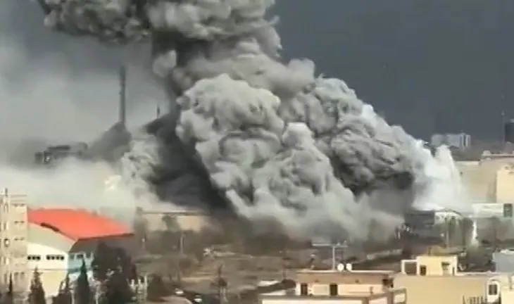 Petraeus: Sulmet e Iranit, ‘gabim i madh’ që tërheq vendet neutrale