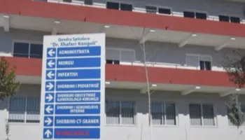 Plagoset me thikë një infermier në Morgun e Spitalit të Elbasanit
