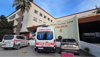 Plagosje me thikë në Vlorë/ qëllohet dy herë 33-vjeçari në afërsi të spitalit