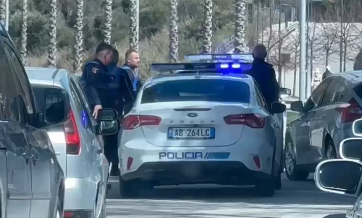 Plagosje në afërsi të Spitalit të Vlorës, 33-vjeçari goditet dy herë me thikë