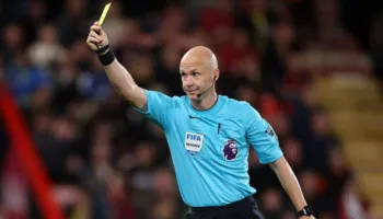 Playoff-i i Botërorit/Poloni-Shqipëri, anglezi Taylor do të vendosë drejtësi, gjykoi kuqezinjtë dhe në ndeshjen me Çekinë