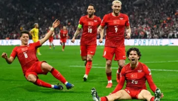Playoff/ Turqia fiton ndaj Rumanisë dhe kalon në “FINALE”, pret fituesin mes Kosovës dhe Sllovenisë
