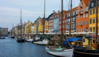 Po udhëtoni me fëmijë të vegjël? Këto janë pushimet më të lehta në qytet në Evropë për familjet