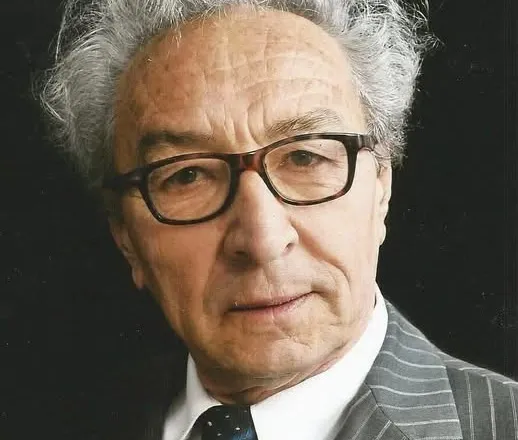 Poezia dhe krijimtaria e Xhevahir Spahiut një jetë e përkushtuar ndaj fjalës dhe metaforës