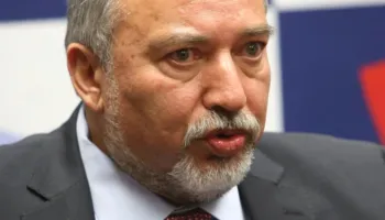 Politikani izraelit Liberman: Lufta do të vazhdojë, edhe po të mos duan amerikanët