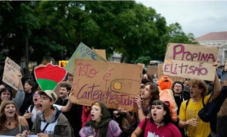 Portugali: Studentët protestojnë për kushte më të mira dhe kundër tarifave të shkollimit