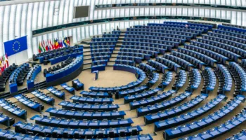 PPE dorëzon raportin për Shqipërinë: Zgjedhjet dhe korrupsioni rrezikojnë rrugën drejt BE-së