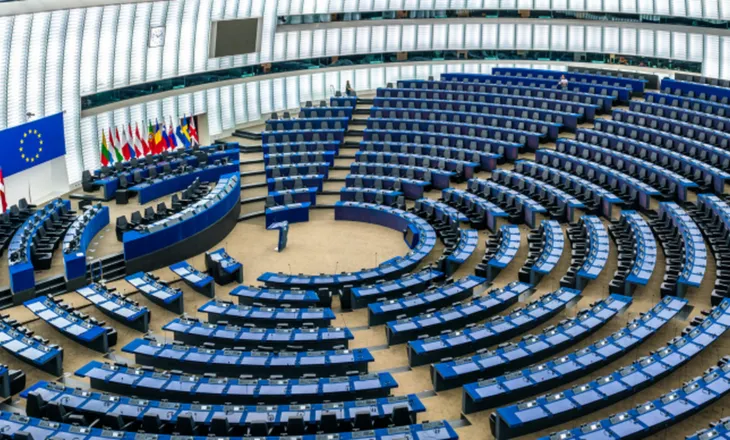 PPE dorëzon raportin për Shqipërinë: Zgjedhjet dhe korrupsioni rrezikojnë rrugën drejt BE-së