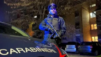 Pranga shqiptarit në Bergamo, tentoi të grabisë një 85-vjeçar dhe rrahu policin italian