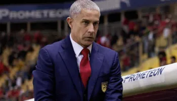 Prapaskena/ Silvinjo “i fut frikën” lojtarëve të Shqipërisë, nuk i ka mbërritur askujt ftesa për ndeshjen me Poloninë