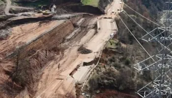 Prej 10 ditësh e bllokuar! Rruga alternative Librazhd-Prrenjas hapet nesër në orën 12:00