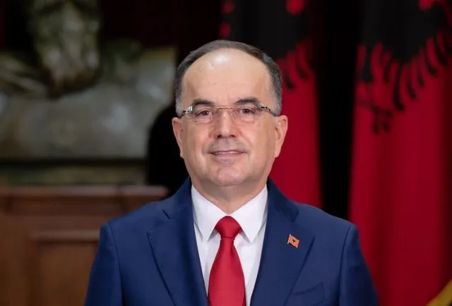 Presidenti Begaj uron për Ditën e Verës: Sjelltë kjo festë gëzim dhe begati në çdo familjeje shqiptare!