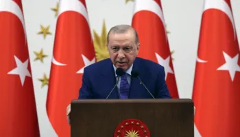Presidenti Erdogan: Do ta mbajmë Turqinë larg kësaj lufte