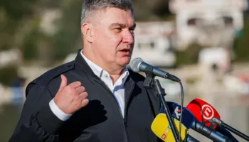 Presidenti kroat për armatosjen e Serbisë: Ata po furnizohen edhe me armë sulmi, kjo më shqetëson…