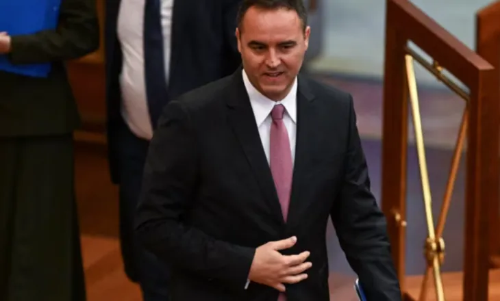 Propozimi i Konjufcës për president thellon përplasjet mes pushtetit, opozitës dhe Osmanit