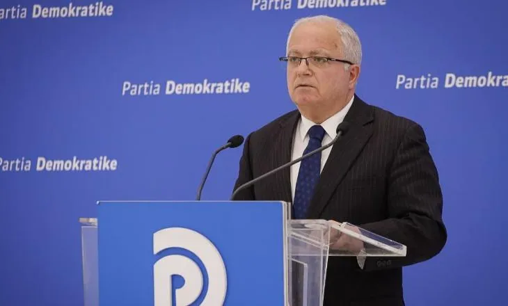 Protesta e Berishës para parlamentit, ish-deputeti i PD: Opozita e paaftë!