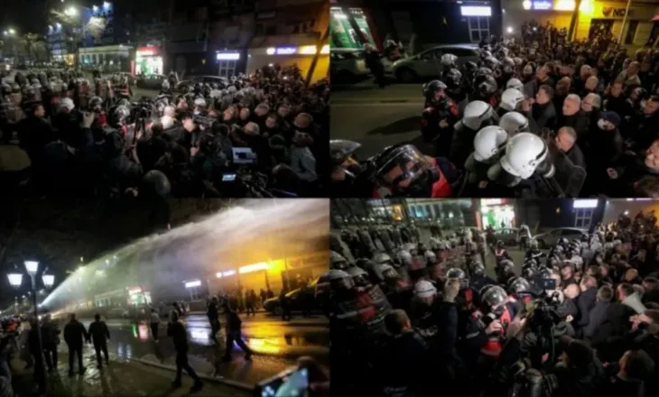 Protesta e opozitës me përleshje dhe molotovë, lirohen katër të arrestuarit, u caktohet masa e sigurisë ‘detyrim paraqitje’