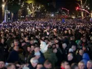 Protesta e Opozitës përpara parlamentit, gazetari tregon skenarët: Nesër pritet…