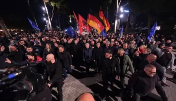 Protesta e opozitës, REL: Policia shqiptare hodhi ujë e gaz lotsjellës ndaj qytetarëve