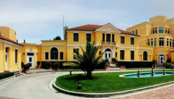 Protesta e PD-së më 22 mars/ Ambasada e SHBA në Tiranë paralajmëron qytetarët e saj: Shmangni zonat ku do të jenë demonstruesit