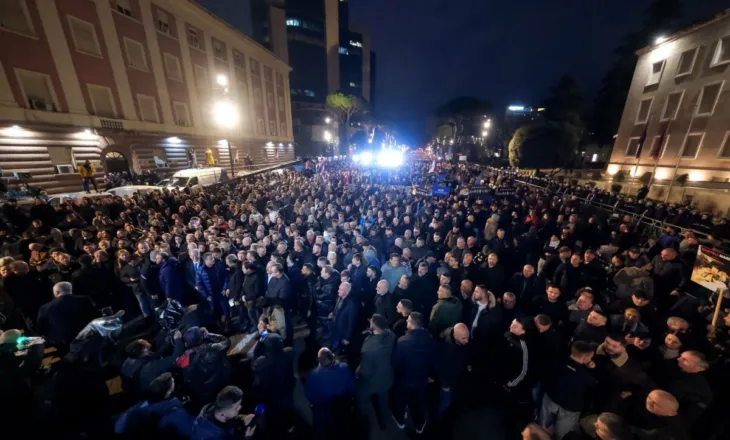 Protesta kombëtare e PD/ Policia njoftim zyrtar: Procedohet deputeti Klevis Balliu