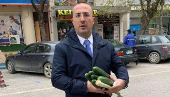 Protesta/ Koreshi: Kilometrit do i shtohen edhe ca zero të tjera pas, jemi në luftë