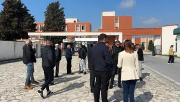 Protesta ndaj ndërtimit të resortit në Rrjoll, banorët lirohen me kusht, nuk u lejohet t’i afrohen perimetrit të kantierit të punimeve