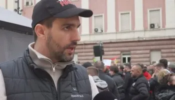 Protesta para Kryeministrisë, policia nis procedim penal për Adriatik Lapajn dhe dy aktivistë