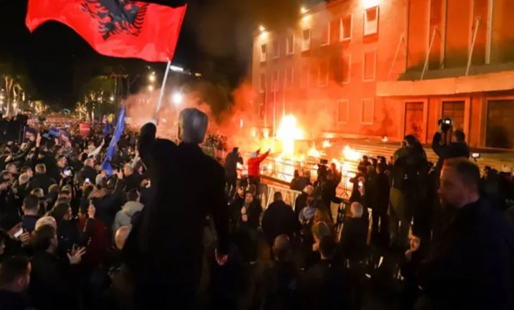 Protestë në ditën e Hashures/ Minxhozi: Mungesë fantazie dhe mundësie, PD nuk krijon një fabulë për të rrëzuar qeverinë