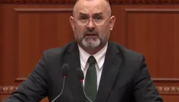 PS: Balluku nuk është më pjesë e qeverisë, qëndrimet e SPAK për prishje provash dhe largim nga vendi mbeten hipotetike
