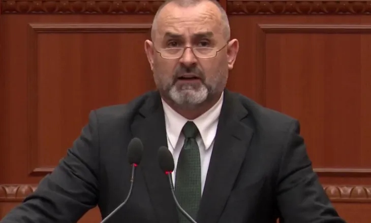 PS: Balluku nuk është më pjesë e qeverisë, qëndrimet e SPAK për prishje provash dhe largim nga vendi mbeten hipotetike