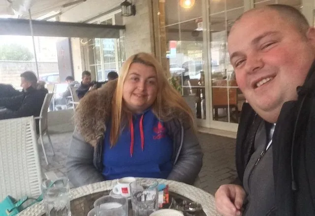 Publikoi sërish pamje të motrës së tij të zhveshur, Genardi dhe Sonida shtrohen për herë të dytë në Psikiatri