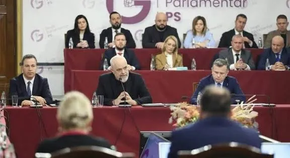 Punësimi nuk bazohet në meritë”/ Raporti i BB: Shqipëria pa standarde të unifikuara për rekrutimin në administratën publike