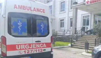 Punëtori bie nga lartësia në Gjirokastër, dërgohet me urgjencë në spital