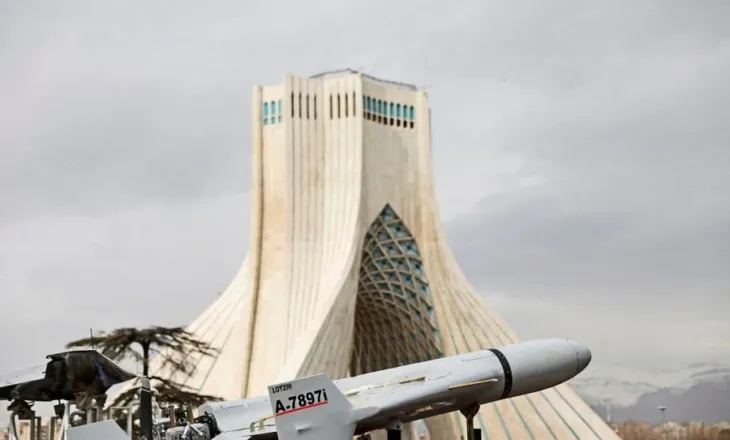 Putin sfidon Trumpin në Iran – me pasoja të mundshme për Kievin