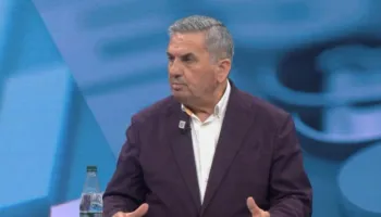 “Qëllimi i Berishës është baltosja e Shqipërisë”, Beqiri ‘shpërthen’ ndaj protestës së PD-së: Kryengritje kriminale e një njeriu të dëshpëruar