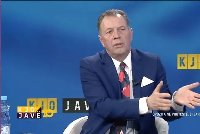 “Qeveria është delja e zezë e Evropës, duhen revolta”, ish-deputeti Biberaj: Opozita po sjell shpresë,PD-së i duhet..