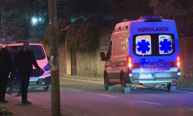 Ra nga një lartësi prej 7 metrash, ndërron jetë 72-vjeçarja