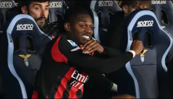 Rafael Leao, krim e ndëshkim; pas tekave në Romë, Milan e nxjerr në merkato