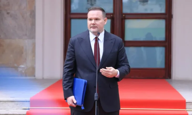 Rajoni uli taksat për karburantet, ministri Demo: Bordi i Transparencës është duke marrë ende informacion