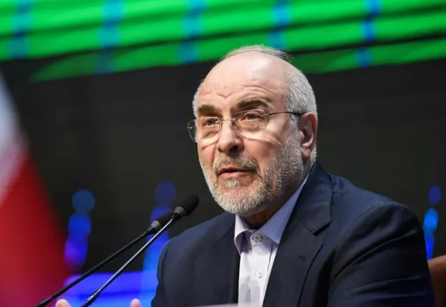 ‘Raketat tona janë në pozicion’/ Shtimi i trupave amerikane në terren, kryeparlamentari i Iranit: Kur të vijnë, do t’i vëmë flakën