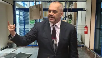 Rama denon sulmet e Iranit ndaj Azerbajxhanit: Regjim satanik