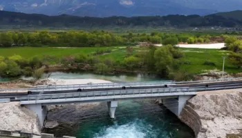 Rama: Drejt përfundimit punimet për urën e re të Viroit në Gjirokastër